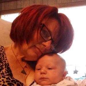 Meet your Posher, April