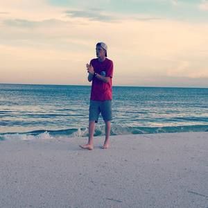 Meet your Posher, Chris