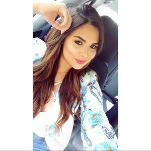 Meet your Posher, Alexandra