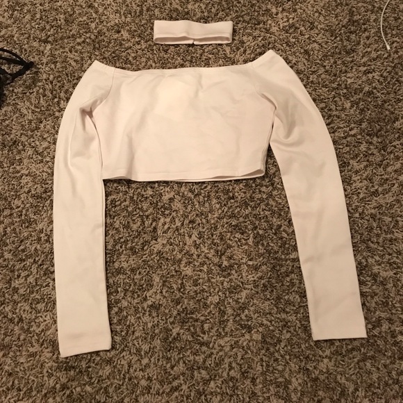 Bossa White Off-the-Shoulder Top (Choker incld) - Picture 2 of 2