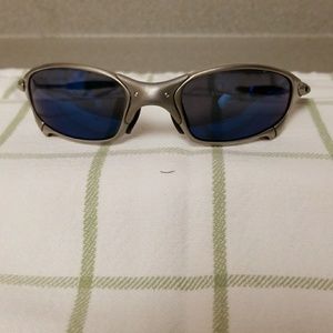 Oakley sunglasses