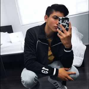 Meet your Posher, Matthew