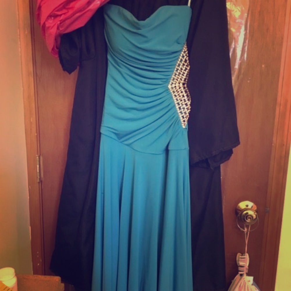 Cache blue prom dress.