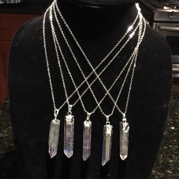 Angel Titanium Druzy Quartz Crystal point w/silver - Picture 4 of 7