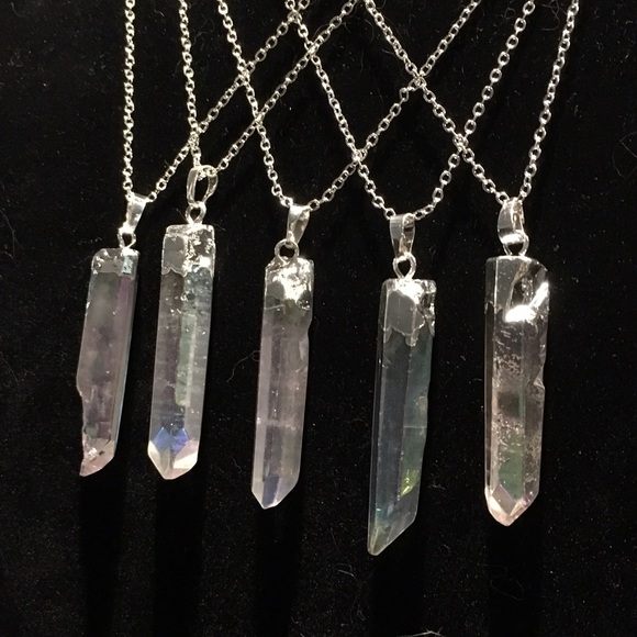 Angel Titanium Druzy Quartz Crystal point w/silver - Picture 6 of 7