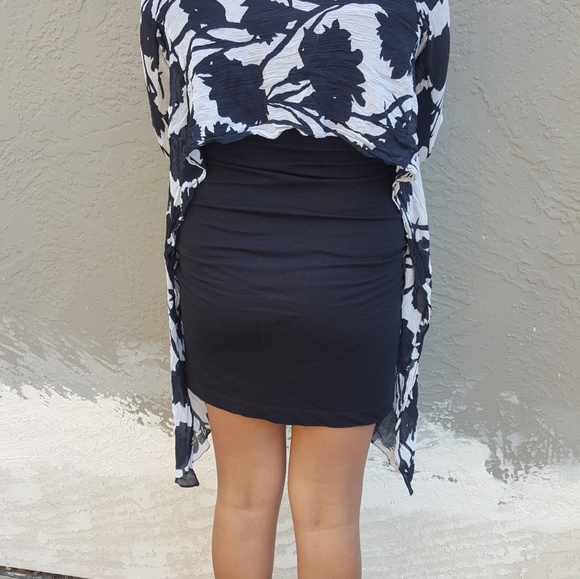 BASIC BLACK DRESS - Picture 3 of 4