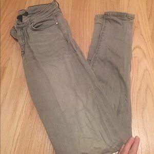 Skinny grey jeans, I'm 6ft tall so these are long