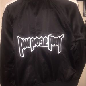 Bomber jacket
