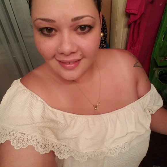 Meet your Posher, T - Picture 1 of 1