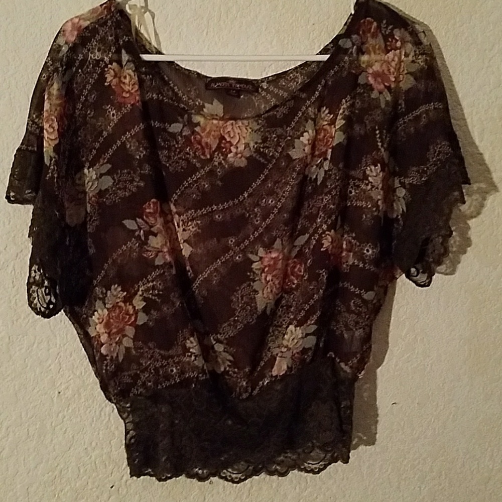 Floral Flowy top