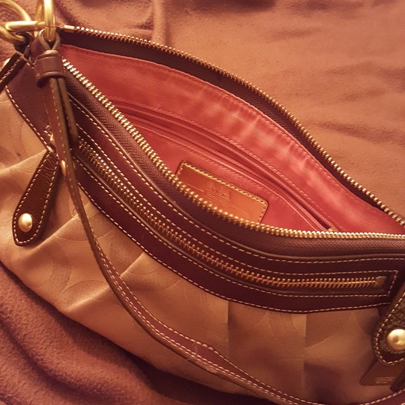 Purse/Excellent Condition - Picture 4 of 5