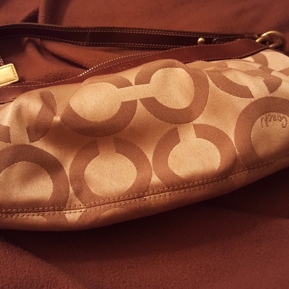 Purse/Excellent Condition - Picture 5 of 5
