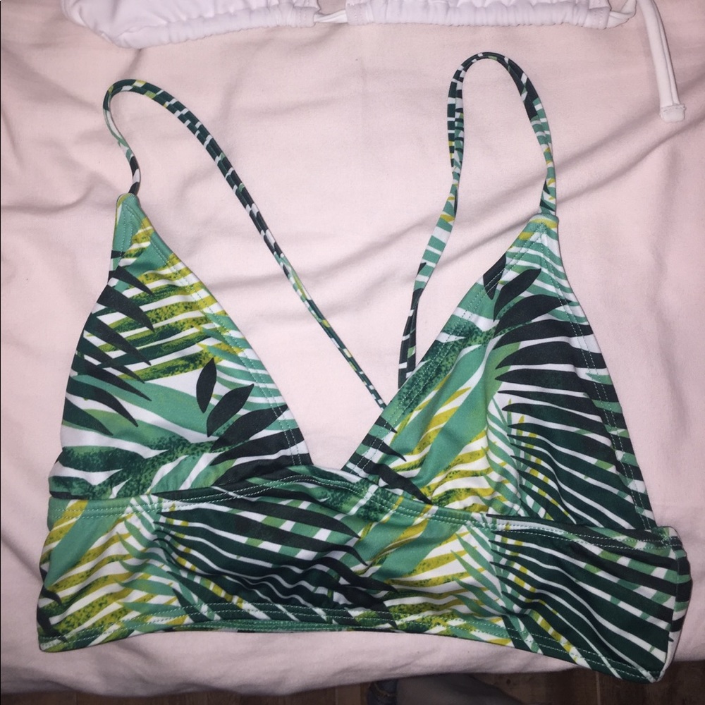 Bathing Suit Bundle: Roxy - image 2