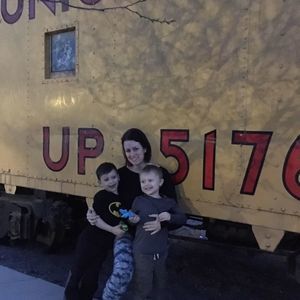 Meet your Posher, April