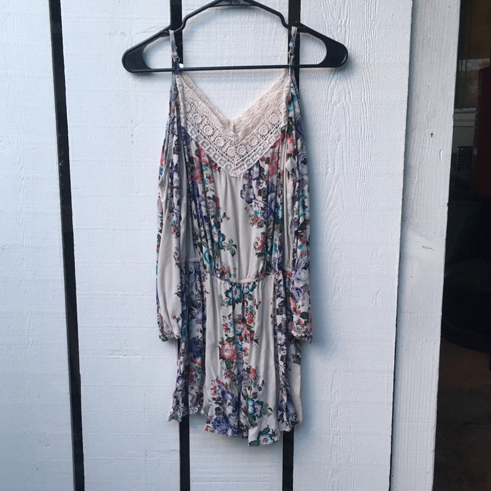 Floral crochet off cold shoulder romper