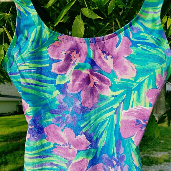 Vintage Swimsuit - Picture 2 of 4