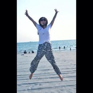 Meet your Posher, Aizhan