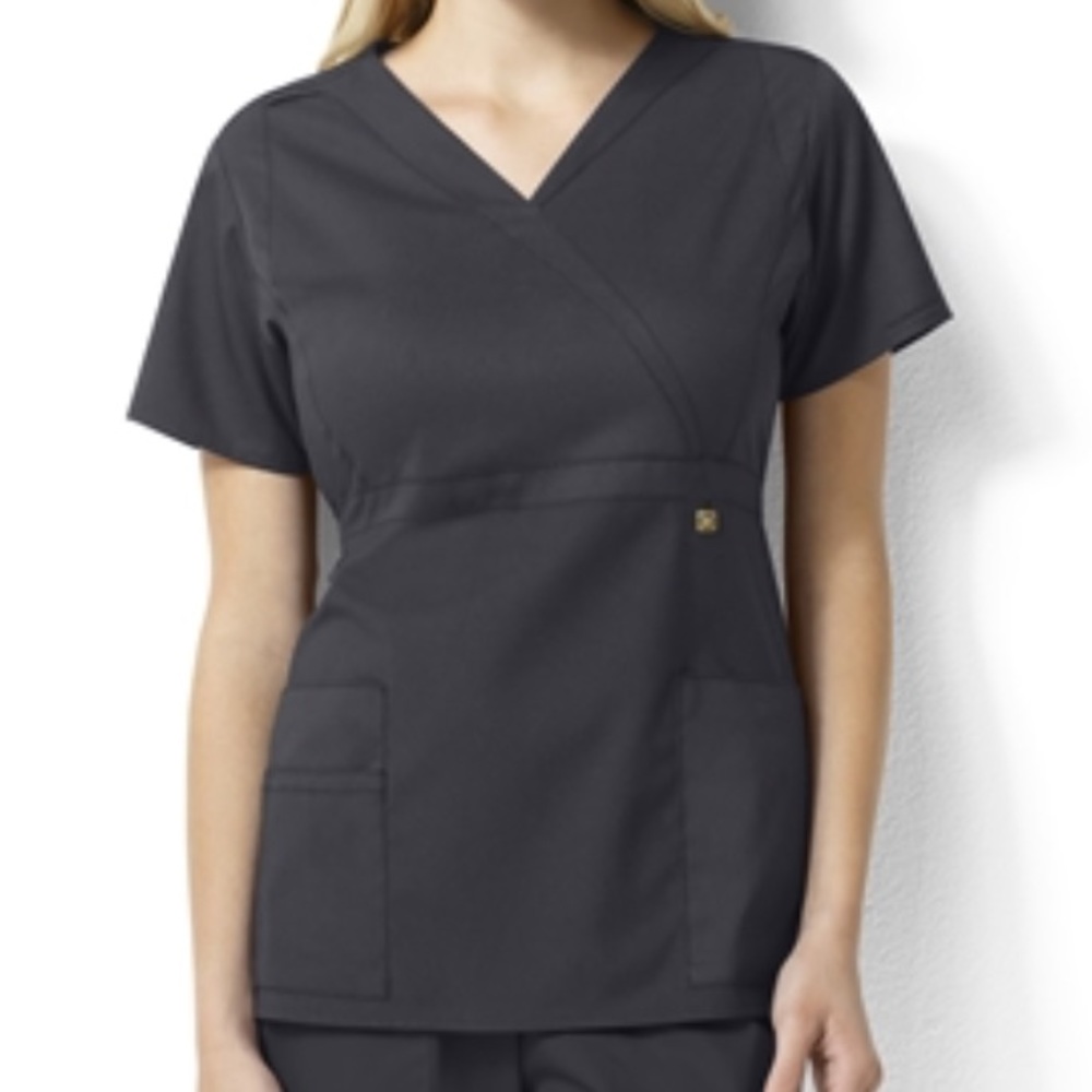 Wonder Wink scrub top