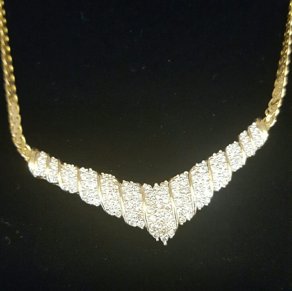 14k gold and 3.30CT diamond necklace