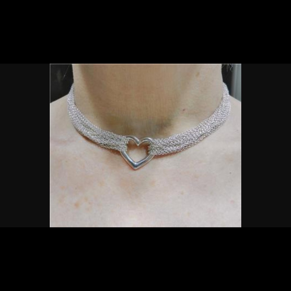 Multi strand heart choker