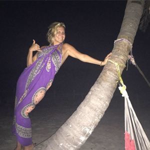 Meet your Posher, Chanel