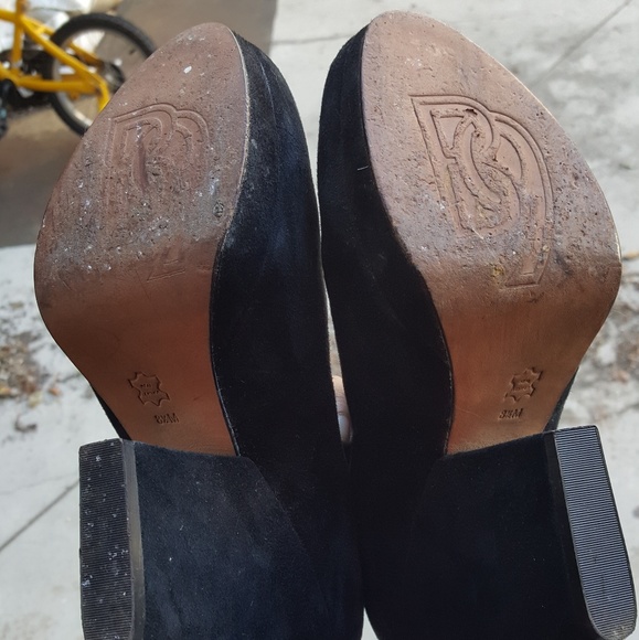 BLACK BOOTIES - Picture 4 of 4