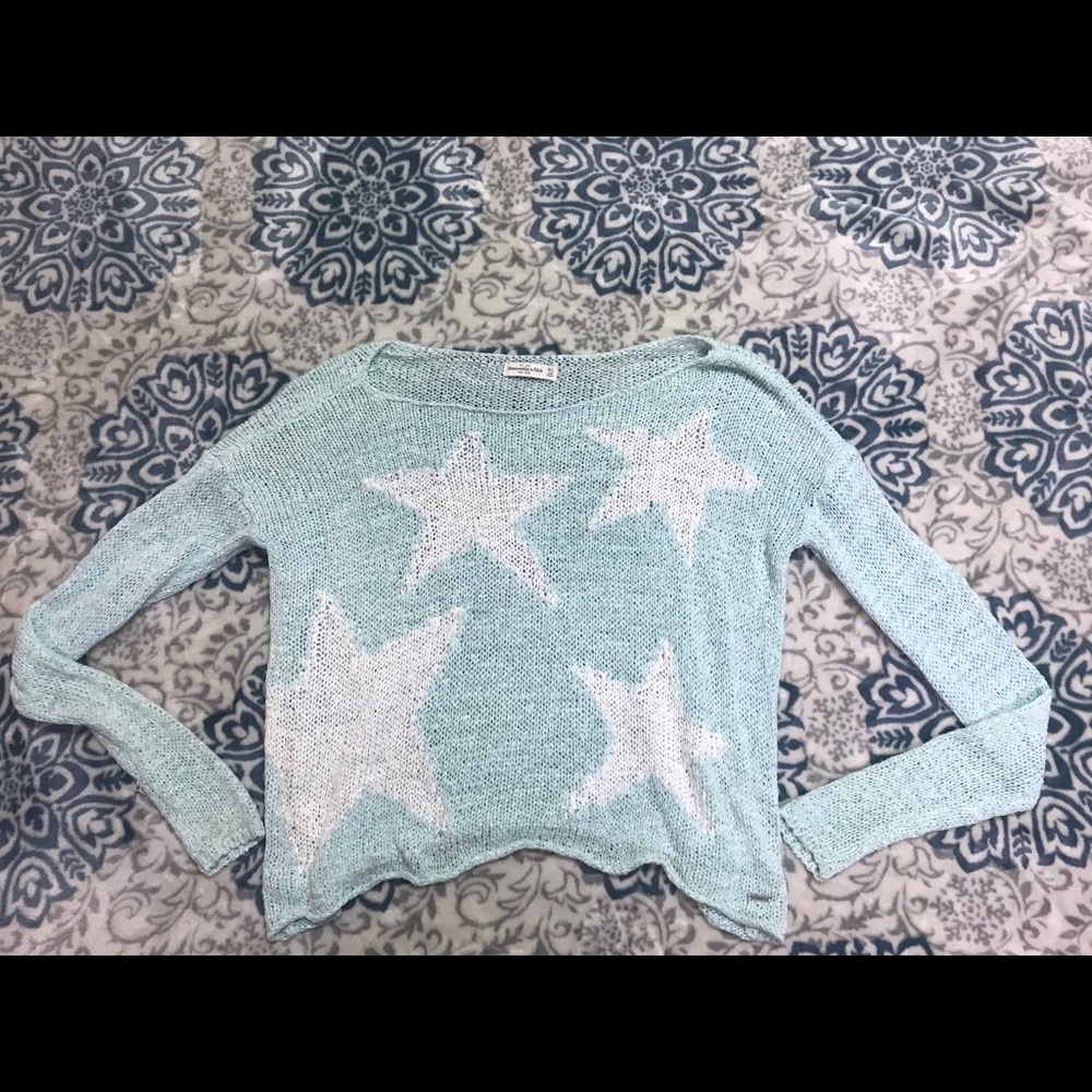 NWOT Abercrombie and Fitch Sweater