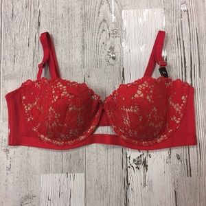 VS 🌹 Very Sexy Crochet Lace Bra