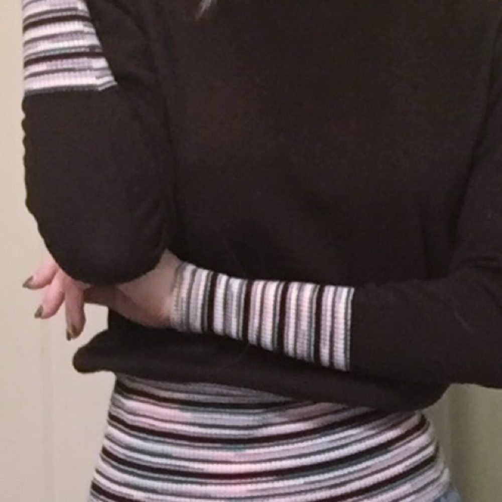 Vintage 70's Missoni turtleneck sweater - Picture 2 of 4