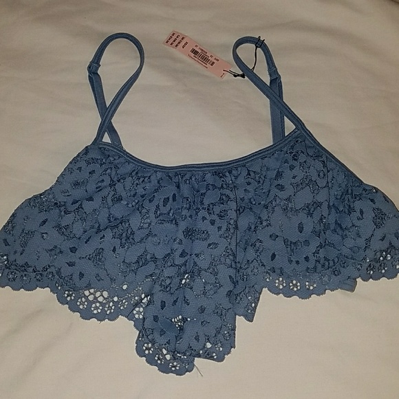 NWT VICTORIA'S SECRET VS fluttery lace bralette - Picture 3 of 4