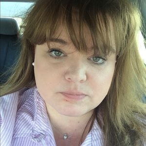 Meet your Posher, Priscilla