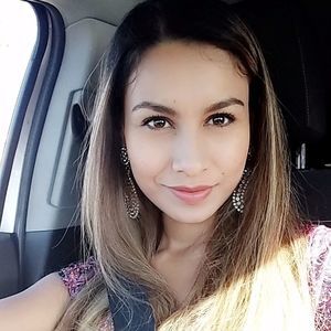 Meet your Posher, Mayra