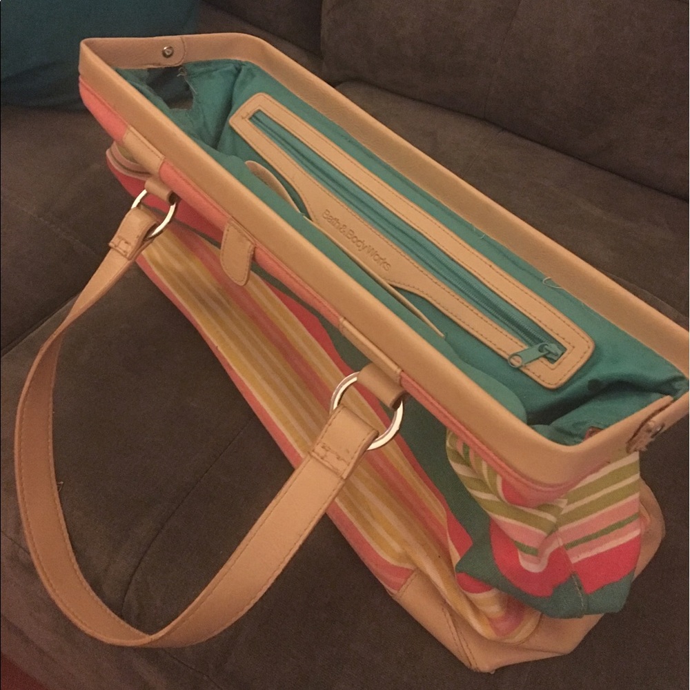 The Perfect Beach Tote
