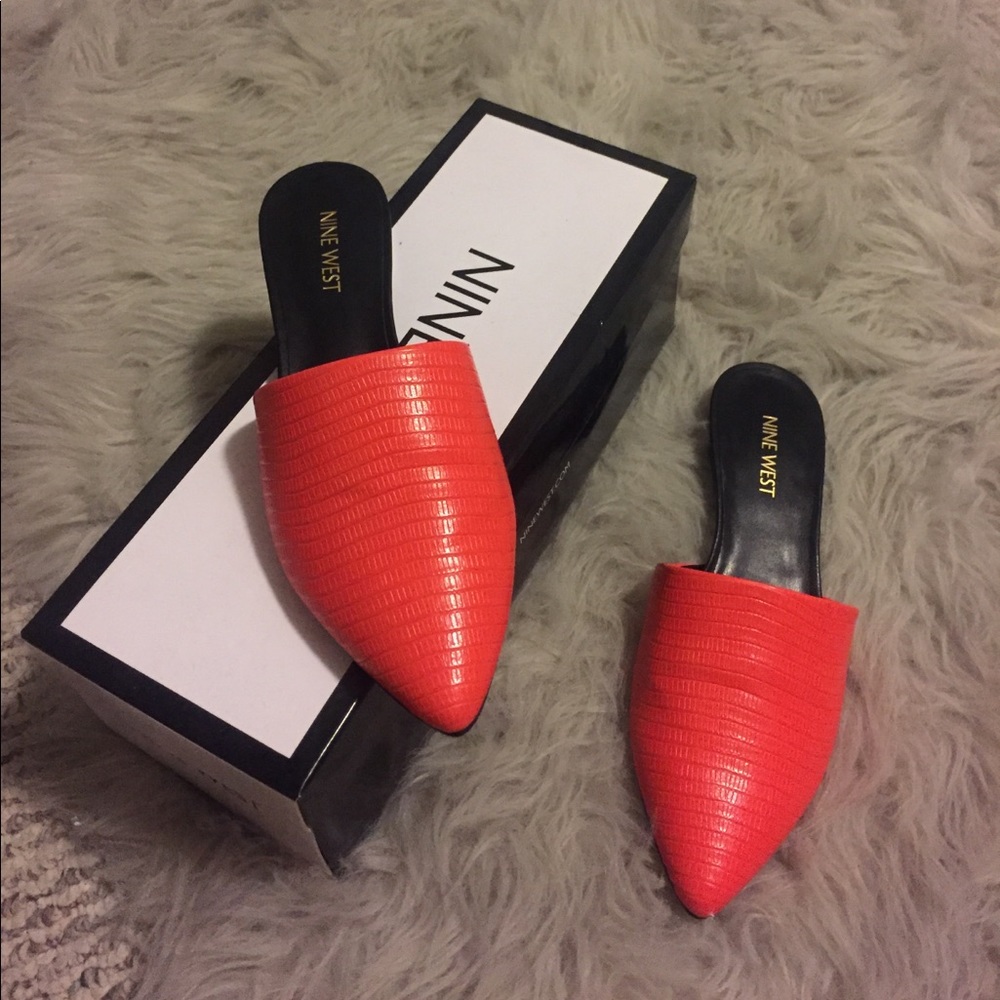 Nine West red Mules