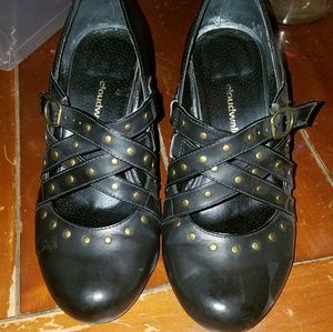 NEW! Cloudwalkers Studded Heels - Size 9W