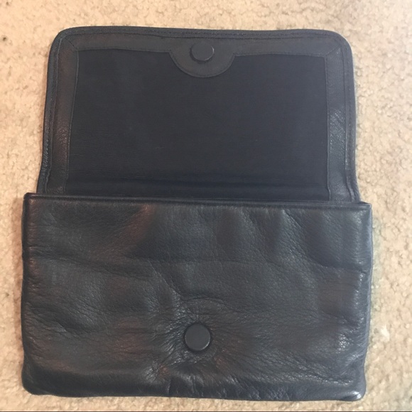 BCBG NWT LEATHER STUDDED CLUTCH - Picture 3 of 4