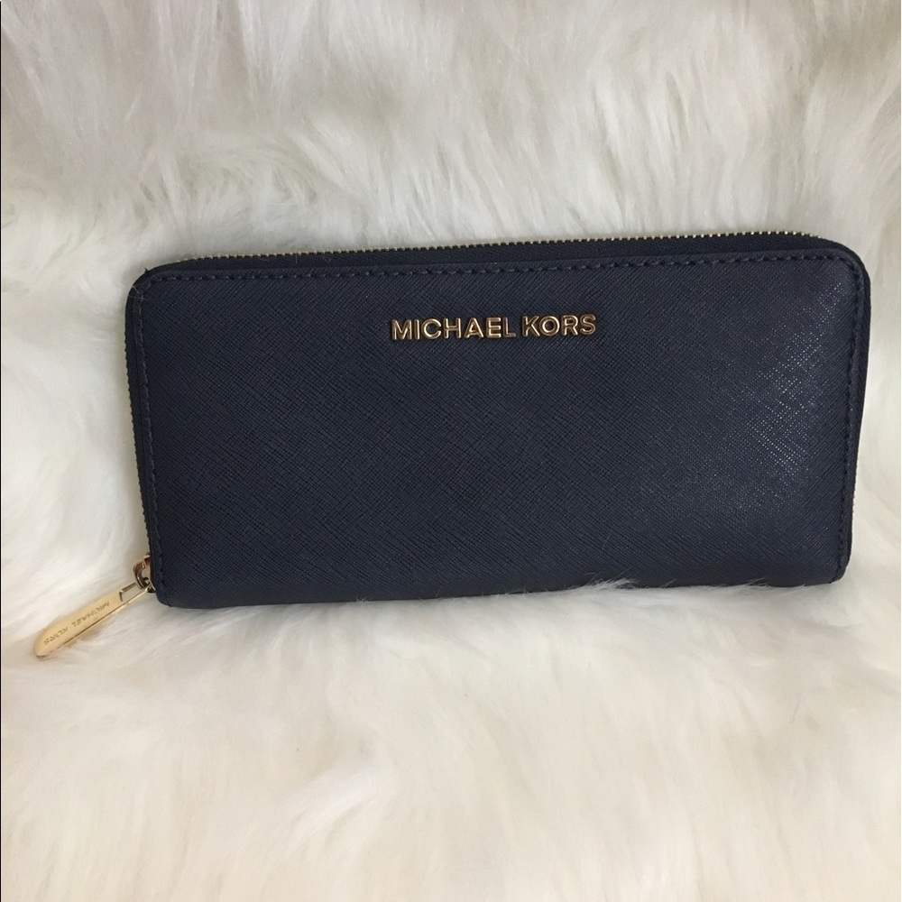 Michael kors navy blue wallet