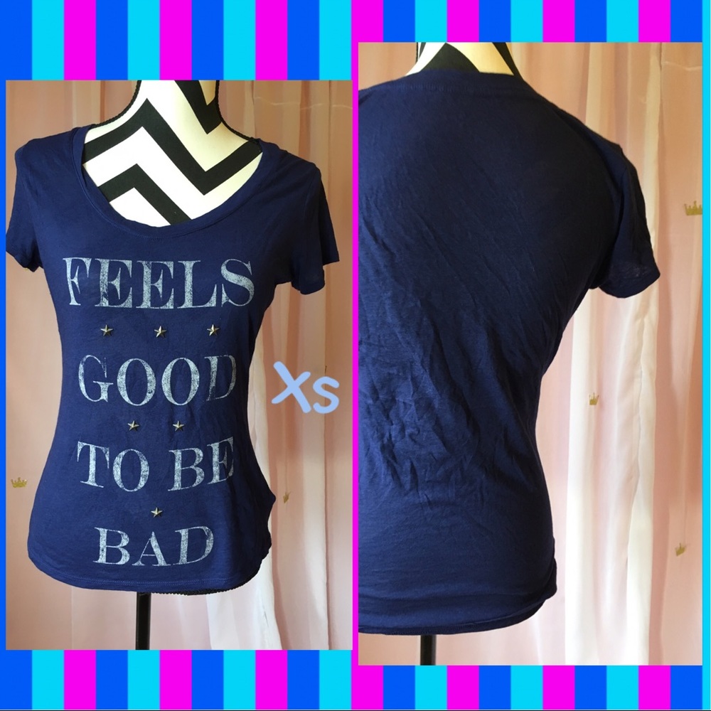 Express xs Tee with metal stars