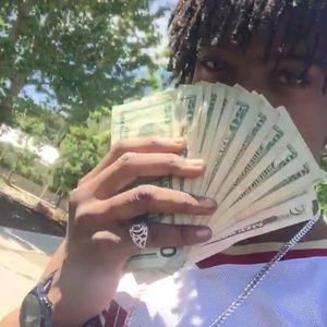 Meet your Posher, Lamont