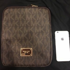 Michael Kors iPad Case / Cover