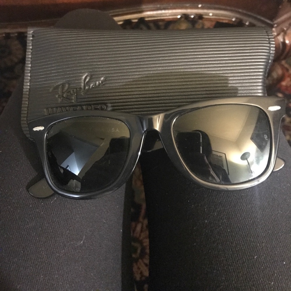 Rare vintage Ray Bans Wayfarer G15 Bausch & Lome