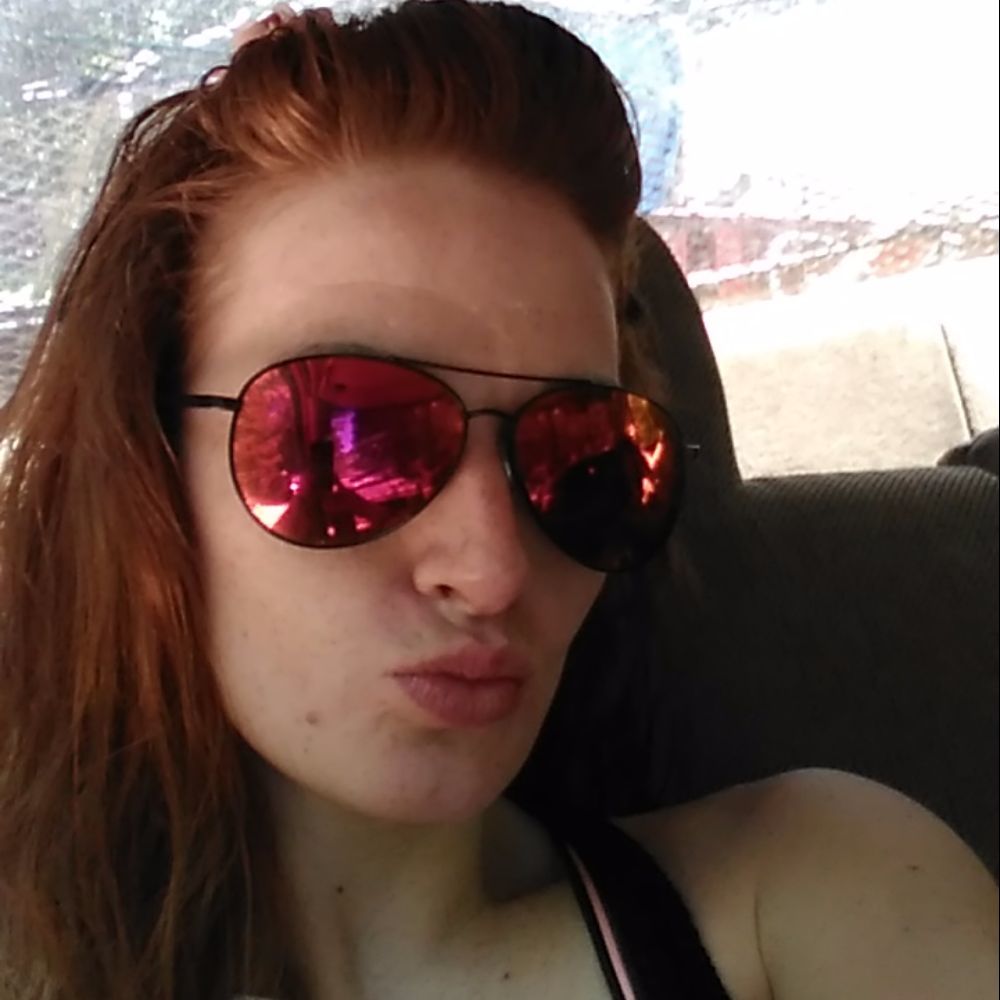 Meet your Posher, Cassandra