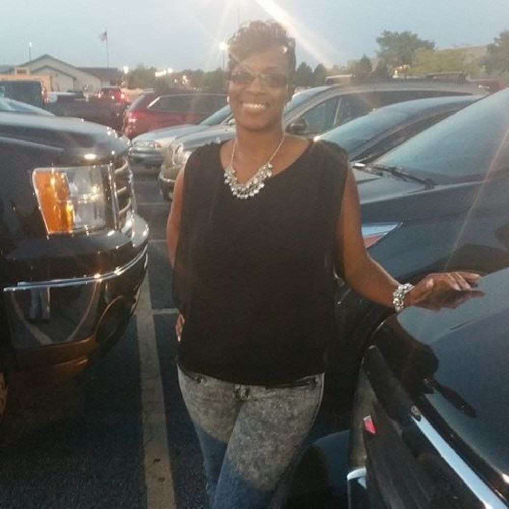 Meet your Posher, Tonia