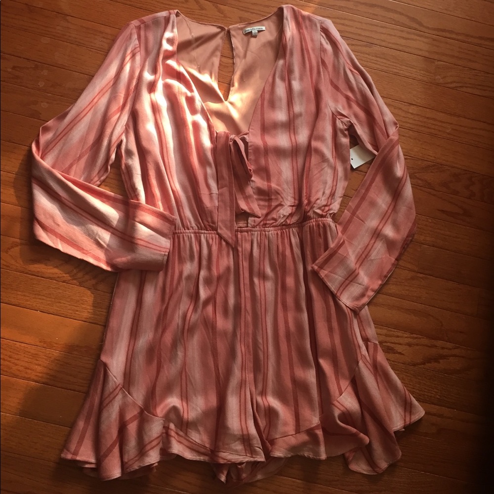 🎉 NEW Long sleeve Romper