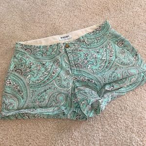 Old Navy Patterned Shorts. Size 8.
