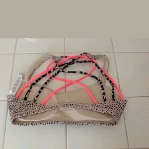 Lululemon Free to Be Wild Bra