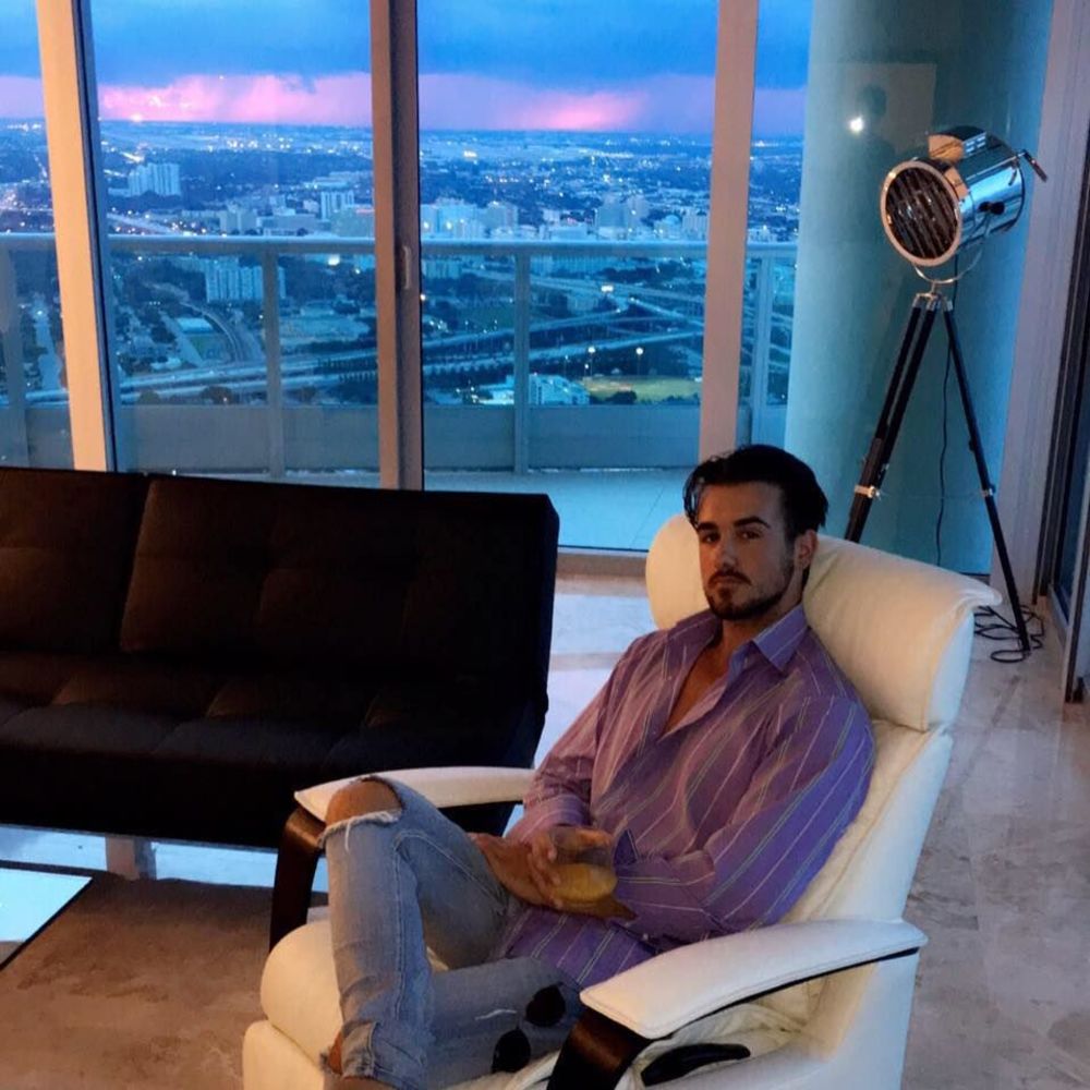 Meet your Posher, Azure