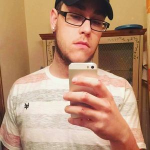 Meet your Posher, Casey