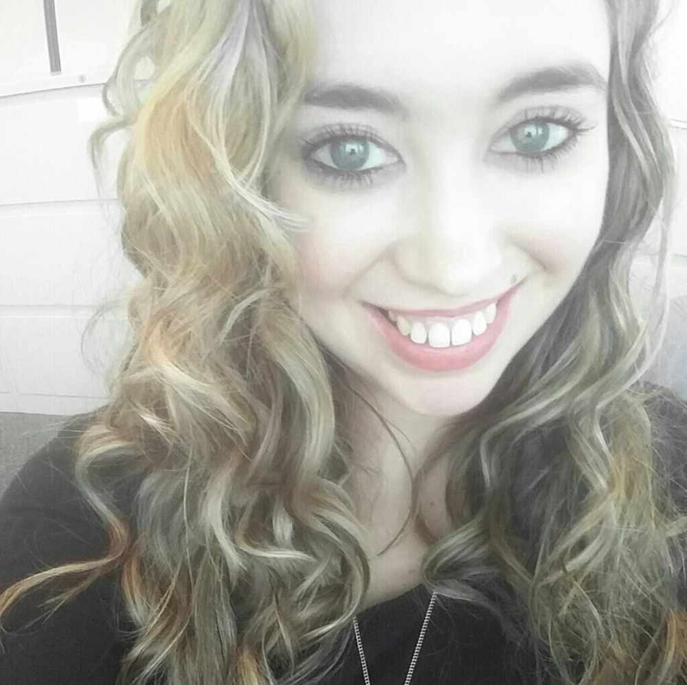 Meet your Posher, Lauren