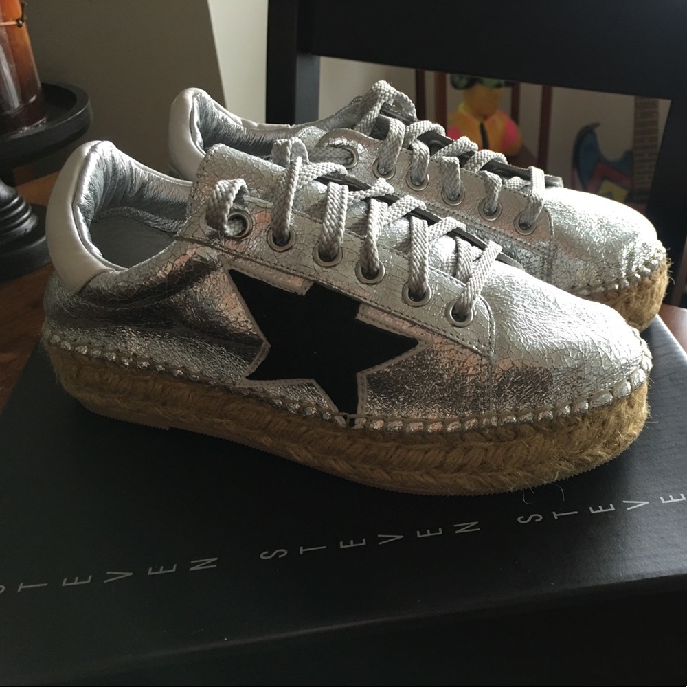 Steven by Steve Madden Phase Sil Multi Size 7.5